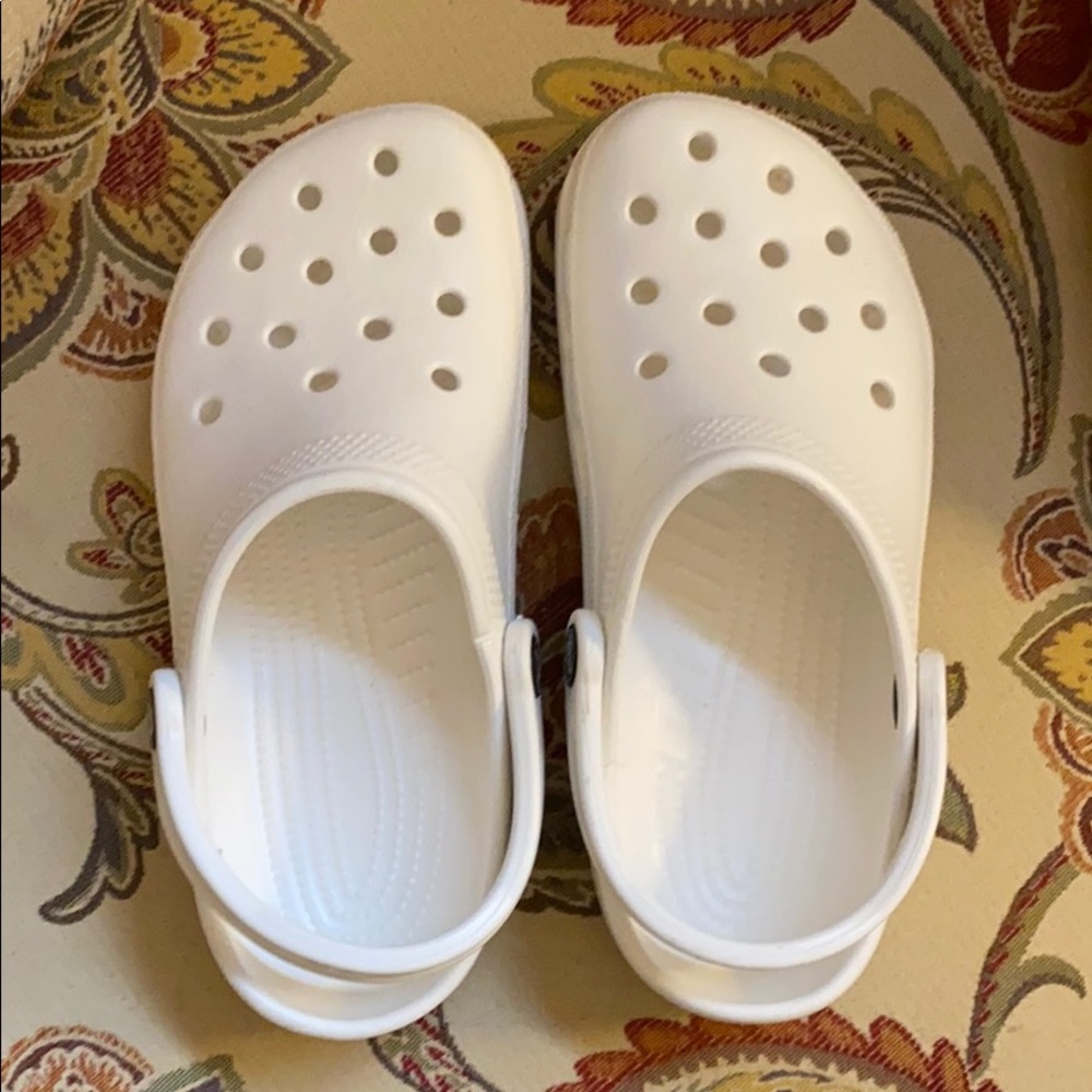NWOT White crocs